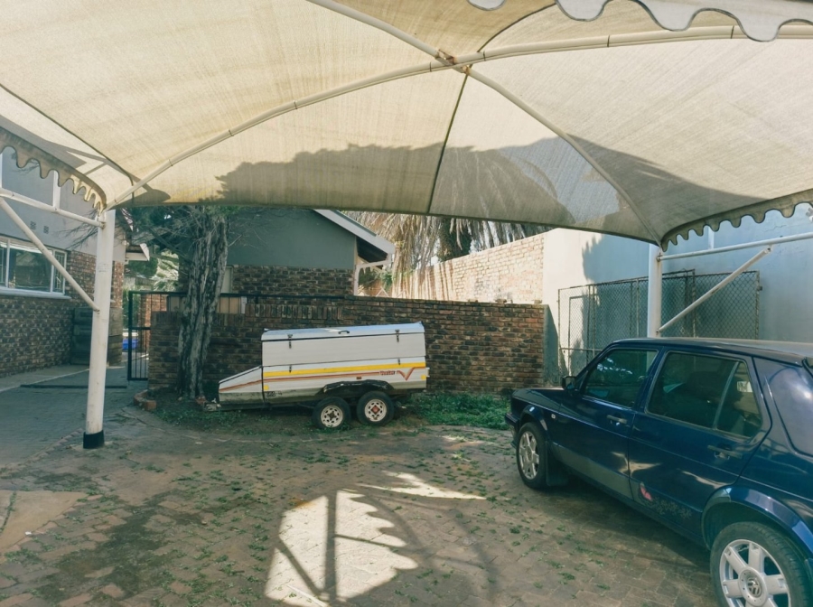 4 Bedroom Property for Sale in Wilkoppies North West